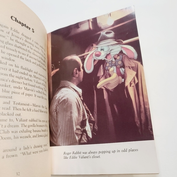 Vintage 1988 Who Framed Roger Rabbit A Golden Book Movie Novelization - Picture 7 of 10